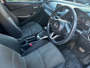 รถบ้าน รถมือสอง Mazda2 Sedan 1.3 SkyActiv-G เกียร์ Auto ปี 2017 โดย หญิงรถบ้าน รถมือสองขอนแก่น ราคาถูก ผ่อนสบาย