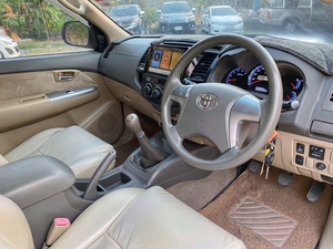 รถบ้าน รถมือสอง Toyota Fortuner 2.5 G VN Turbo เกียร์ M/T 2WD ปี 2012 โดย หญิงรถบ้าน รถมือสองขอนแก่น ราคาถูก ผ่อนสบาย