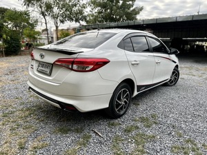 รถบ้าน รถมือสอง Toyota Yaris Ativ 1.2 Mid เกียร์ Auto ปี 2021  โดย หญิงรถบ้าน รถมือสองขอนแก่น ราคาถูก ผ่อนสบาย