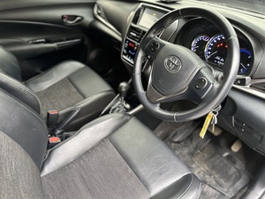 รถบ้าน รถมือสอง Toyota Yaris Ativ 1.2 Mid เกียร์ Auto ปี 2021  โดย หญิงรถบ้าน รถมือสองขอนแก่น ราคาถูก ผ่อนสบาย