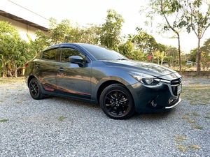 รถบ้าน รถมือสอง Mazda2 Sedan 1.3 SkyActiv-G High Connect เกียร์ Auto ปี 2016 โดย หญิงรถบ้าน รถมือสองขอนแก่น ราคาถูก ผ่อนสบาย