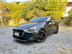 รถบ้าน รถมือสอง Mazda2 Sedan 1.3 SkyActiv-G High Connect เกียร์ Auto ปี 2016 โดย หญิงรถบ้าน รถมือสองขอนแก่น ราคาถูก ผ่อนสบาย