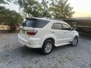 รถบ้าน รถมือสอง Toyota Fortuner 3.0 V เกียร์ Auto 2WD ปี 2010 โดย หญิงรถบ้าน รถมือสองขอนแก่น ราคาถูก ผ่อนสบาย