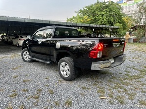รถบ้าน รถมือสอง Toyota Hilux Revo Prerunner Smart Cab 2.4 เกียร์ MT ปี 2016 โดย หญิงรถบ้าน รถมือสองขอนแก่น ราคาถูก ผ่อนสบาย
