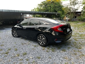 รถบ้าน รถมือสอง Honda Civic 1.8 i-VTEC รุ่น EL เกียร์ Auto ปี 2017  โดย หญิงรถบ้าน รถมือสองขอนแก่น ราคาถูก ผ่อนสบาย