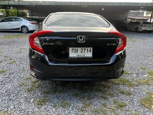 รถบ้าน รถมือสอง Honda Civic 1.8 i-VTEC รุ่น EL เกียร์ Auto ปี 2017  โดย หญิงรถบ้าน รถมือสองขอนแก่น ราคาถูก ผ่อนสบาย