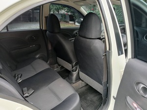 รถบ้าน รถมือสอง Nissan March 1.2 รุ่น E เกียร์ Auto ปี 2012 โดย หญิงรถบ้าน รถมือสองขอนแก่น ราคาถูก ผ่อนสบาย