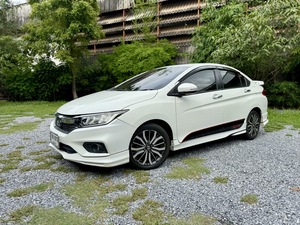 รถบ้าน รถมือสอง Honda City 1.5 i-VTEC รุ่น SV เกียร์ Auto ปี 2017 โดย หญิงรถบ้าน รถมือสองขอนแก่น ราคาถูก ผ่อนสบาย