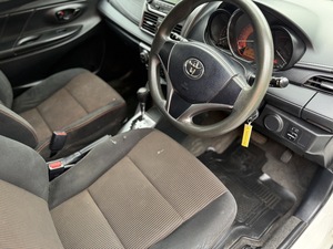 รถบ้าน รถมือสอง Toyota Yaris 1.2 รุ่น E เกียร์ Auto ปี 2016 โดย หญิงรถบ้าน รถมือสองขอนแก่น ราคาถูก ผ่อนสบาย