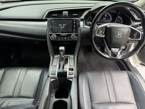 รถบ้าน รถมือสอง Honda Civic 1.8 i-VTEC รุ่น EL เกียร์ Auto ปี 2016 โดย หญิงรถบ้าน รถมือสองขอนแก่น ราคาถูก ผ่อนสบาย