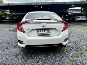 รถบ้าน รถมือสอง Honda Civic 1.8 i-VTEC รุ่น EL เกียร์ Auto ปี 2016 โดย หญิงรถบ้าน รถมือสองขอนแก่น ราคาถูก ผ่อนสบาย