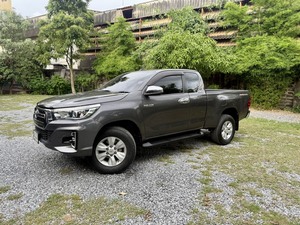 รถบ้าน รถมือสอง Toyota Hilux Revo Prerunner Smart Cab 2.4 เกียร์ AT ปี 2018 โดย หญิงรถบ้าน รถมือสองขอนแก่น ราคาถูก ผ่อนสบาย