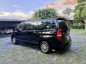 รถบ้าน รถมือสอง Hyundai H-1 2.5 Elite Plus เกียร์ Auto ปี 2016 โดย หญิงรถบ้าน รถมือสองขอนแก่น ราคาถูก ผ่อนสบาย