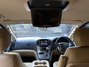 รถบ้าน รถมือสอง Hyundai H-1 2.5 Elite Plus เกียร์ Auto ปี 2016 โดย หญิงรถบ้าน รถมือสองขอนแก่น ราคาถูก ผ่อนสบาย