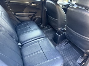 รถบ้าน รถมือสอง Honda Jazz 1.5 i-VTEC รุ่น S เกียร์ Auto ปี 2015 โดย หญิงรถบ้าน รถมือสองขอนแก่น ราคาถูก ผ่อนสบาย