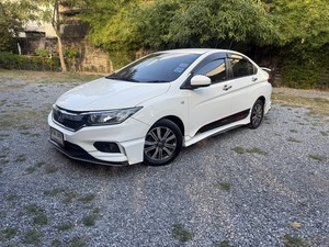 รถบ้าน รถมือสอง Honda City 1.5 i-VTEC รุ่น V Plus เกียร์ Auto ปี 2018 โดย หญิงรถบ้าน รถมือสองขอนแก่น ราคาถูก ผ่อนสบาย