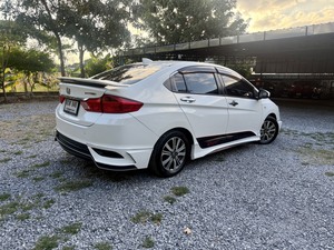 รถบ้าน รถมือสอง Honda City 1.5 i-VTEC รุ่น V Plus เกียร์ Auto ปี 2018 โดย หญิงรถบ้าน รถมือสองขอนแก่น ราคาถูก ผ่อนสบาย