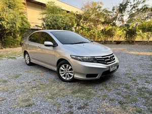 รถบ้าน รถมือสอง Honda City 1.5 i-VTEC รุ่น V เกียร์ Auto ปี 2013 โดย หญิงรถบ้าน รถมือสองขอนแก่น ราคาถูก ผ่อนสบาย