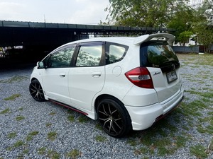 รถบ้าน รถมือสอง Honda Jazz 1.5 i-VTEC รุ่น S เกียร์ Auto ปี 2012 โดย หญิงรถบ้าน รถมือสองขอนแก่น ราคาถูก ผ่อนสบาย