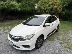 รถบ้าน รถมือสอง Honda City 1.5 i-VTEC รุ่น V Plus เกียร์ Auto ปี 2017 โดย หญิงรถบ้าน รถมือสองขอนแก่น ราคาถูก ผ่อนสบาย
