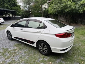รถบ้าน รถมือสอง Honda City 1.5 i-VTEC รุ่น V Plus เกียร์ Auto ปี 2017 โดย หญิงรถบ้าน รถมือสองขอนแก่น ราคาถูก ผ่อนสบาย