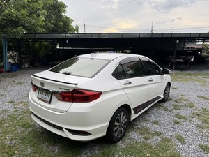 รถบ้าน รถมือสอง Honda City 1.5 i-VTEC รุ่น V Plus เกียร์ Auto ปี 2017 โดย หญิงรถบ้าน รถมือสองขอนแก่น ราคาถูก ผ่อนสบาย