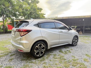 รถบ้าน รถมือสอง Honda HR-V 1.8 รุ่น EL เกียร์ Auto ปี 2015  โดย หญิงรถบ้าน รถมือสองขอนแก่น ราคาถูก ผ่อนสบาย