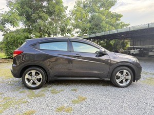 รถบ้าน รถมือสอง Honda HR-V 1.8 รุ่น S เกียร์ Auto ปี 2015  โดย หญิงรถบ้าน รถมือสองขอนแก่น ราคาถูก ผ่อนสบาย