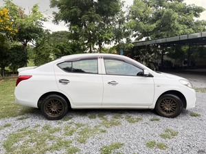 รถบ้าน รถมือสอง Nissan Almera 1.2 E Sportech เกียร์ Auto ปี 2012 โดย หญิงรถบ้าน รถมือสองขอนแก่น ราคาถูก ผ่อนสบาย