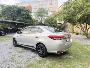 รถบ้าน รถมือสอง Toyota Yaris Ativ 1.2 Entry เกียร์ Auto ปี 2020 โดย หญิงรถบ้าน รถมือสองขอนแก่น ราคาถูก ผ่อนสบาย