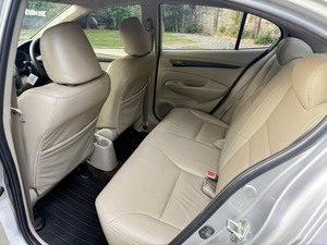 รถบ้าน รถมือสอง Honda City 1.5 i-VTEC รุ่น S เกียร์ Auto ปี 2013 โดย หญิงรถบ้าน รถมือสองขอนแก่น ราคาถูก ผ่อนสบาย