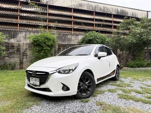 รถบ้าน รถมือสอง Mazda2 Hatchback 1.3 SkyActiv-G High Connect เกียร์ Auto ปี 2015 โดย หญิงรถบ้าน รถมือสองขอนแก่น ราคาถูก ผ่อนสบาย