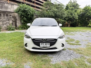 รถบ้าน รถมือสอง Mazda2 Hatchback 1.3 SkyActiv-G High Connect เกียร์ Auto ปี 2015 โดย หญิงรถบ้าน รถมือสองขอนแก่น ราคาถูก ผ่อนสบาย