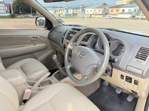 รถบ้าน รถมือสอง Toyota Hilux Vigo Smart CAB 2.5 รุ่น E  ปี 2010 โดย หญิงรถบ้าน รถมือสองขอนแก่น ราคาถูก ผ่อนสบาย