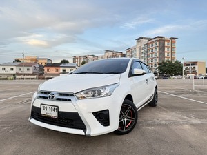รถบ้าน รถมือสอง Toyota Yaris 1.2 รุ่น G เกียร์ Auto ปี 2015  โดย หญิงรถบ้าน รถมือสองขอนแก่น ราคาถูก ผ่อนสบาย
