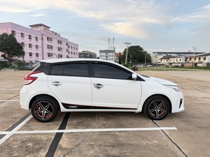 รถบ้าน รถมือสอง Toyota Yaris 1.2 รุ่น G เกียร์ Auto ปี 2015  โดย หญิงรถบ้าน รถมือสองขอนแก่น ราคาถูก ผ่อนสบาย