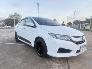 รถบ้าน รถมือสอง Honda City 1.5 i-VTEC รุ่น S เกียร์ Auto ปี 2015 โดย หญิงรถบ้าน รถมือสองขอนแก่น ราคาถูก ผ่อนสบาย