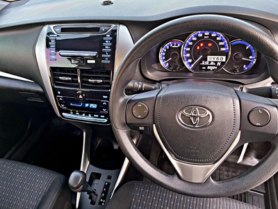 รถบ้าน รถมือสอง Toyota Yaris Ativ 1.2 รุ่น E เกียร์ Auto ปี 2017  โดย หญิงรถบ้าน รถมือสองขอนแก่น ราคาถูก ผ่อนสบาย