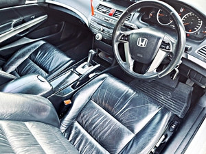 รถบ้าน รถมือสอง Honda Accord 2.0 i-VTEC รุ่น E เกียร์ Auto ปี 2011 Gen8 Minor Change โดย หญิงรถบ้าน รถมือสองขอนแก่น ราคาถูก ผ่อนสบาย