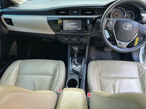 รถบ้าน รถมือสอง Toyota Corolla Altis 1.8 รุ่น E เกียร์ Auto ปี 2014 โดย หญิงรถบ้าน รถมือสองขอนแก่น ราคาถูก ผ่อนสบาย
