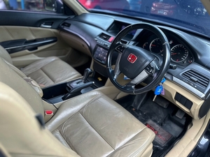 รถบ้าน รถมือสอง Honda Accord 2.0 i-VTEC รุ่น E เกียร์ Auto ปี 2010 โดย หญิงรถบ้าน รถมือสองขอนแก่น ราคาถูก ผ่อนสบาย