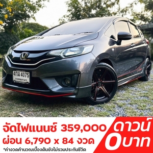 รถบ้าน รถมือสอง Honda Jazz 1.5 i-VTEC รุ่น V เกียร์ Auto ปี 2015 โดย หญิงรถบ้าน รถมือสองขอนแก่น ราคาถูก ผ่อนสบาย